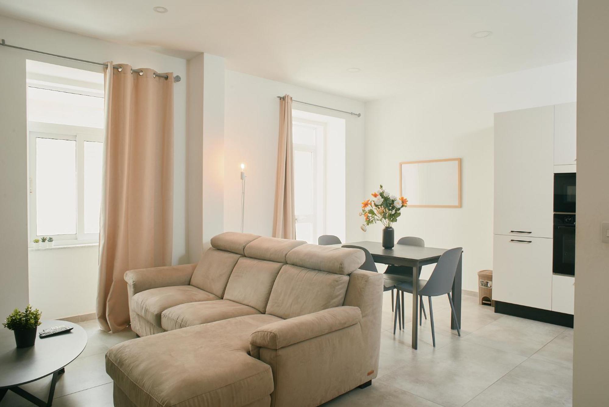 Tan-Nanna By Shmoo Apartment สลีมา ภายนอก รูปภาพ
